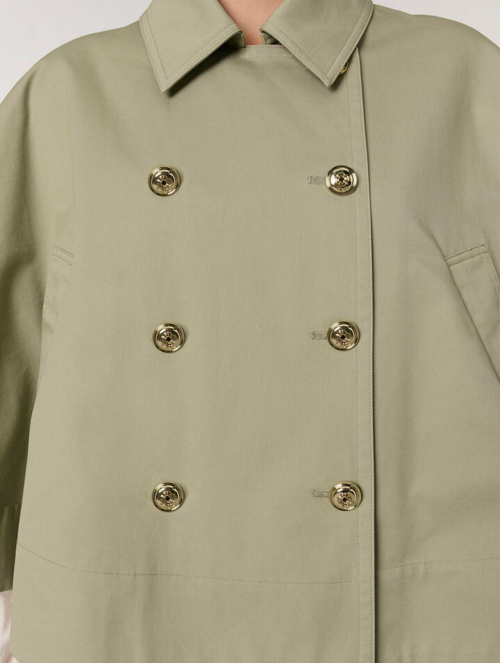 Gabardina corta efecto capa