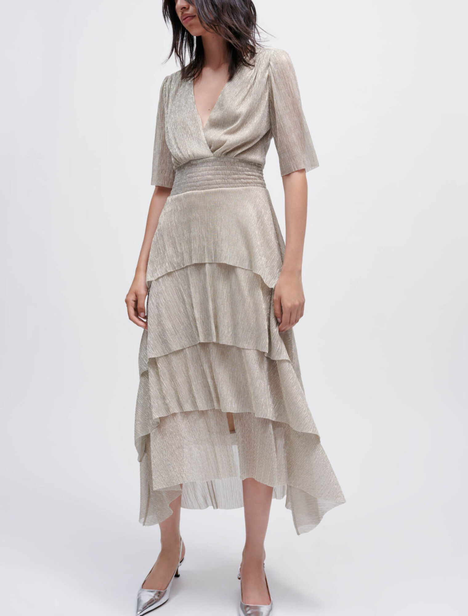 Vestido con volantes totalmente de lamé