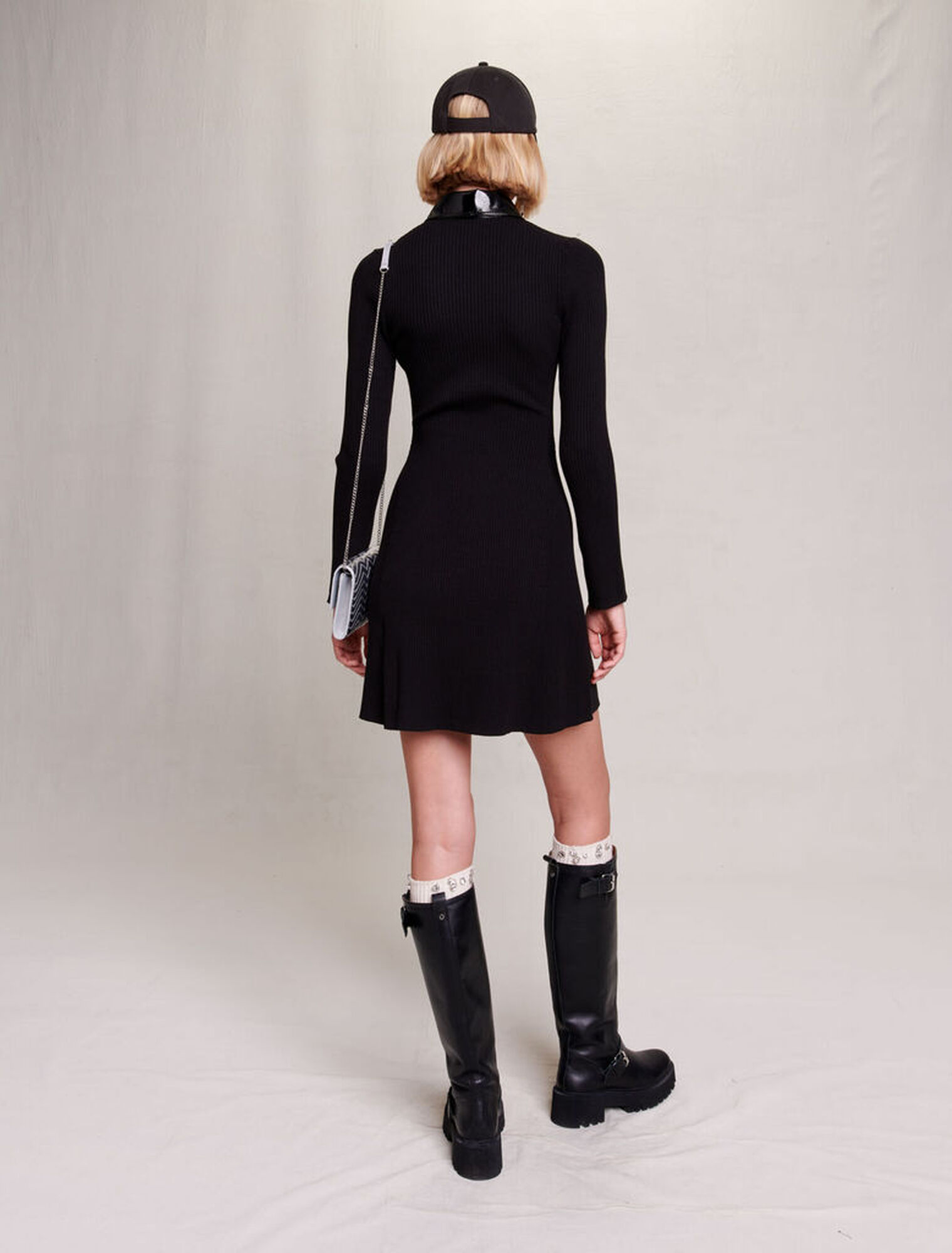 Vestido corto de punto
