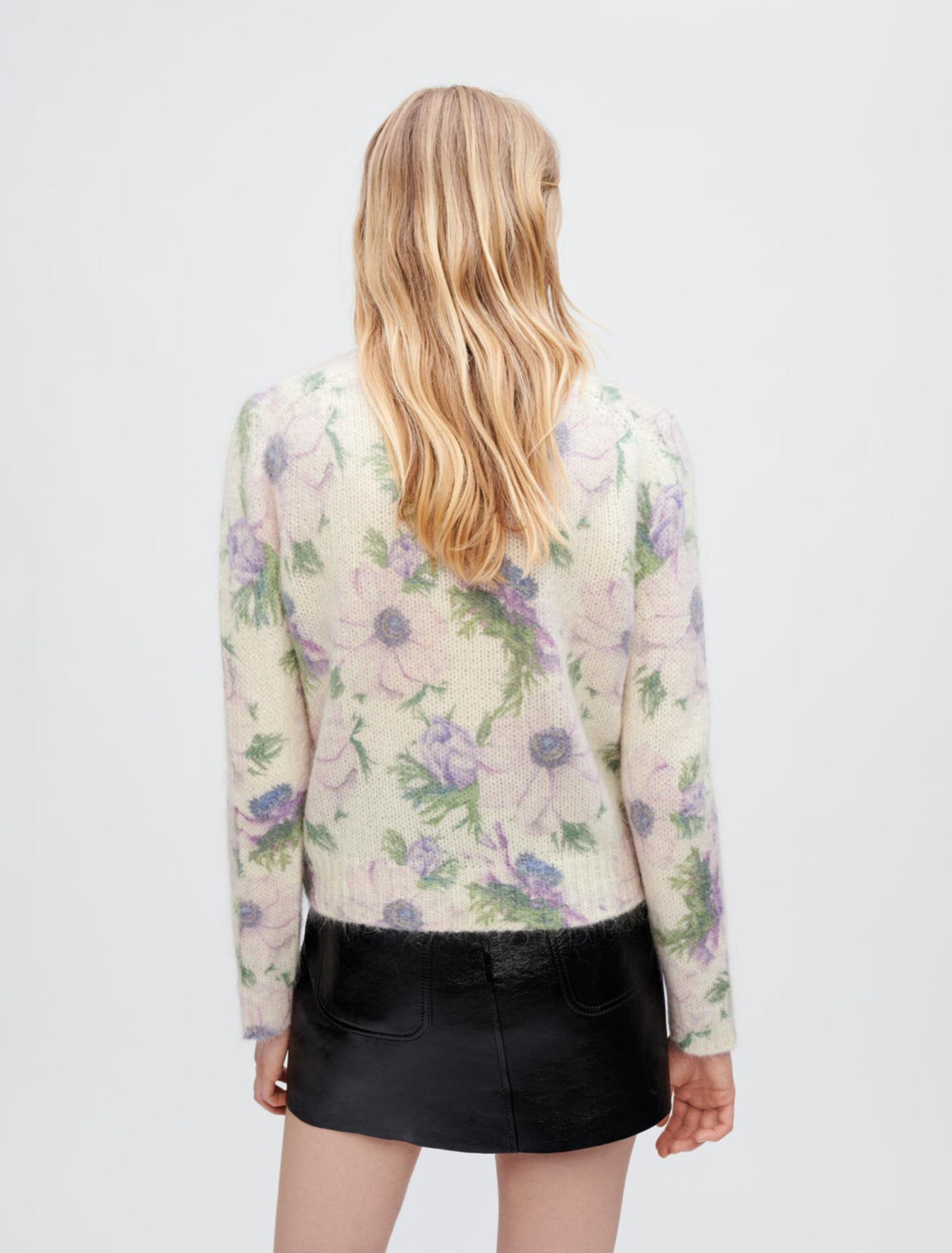 Jersey de jacquard esponjoso de flores