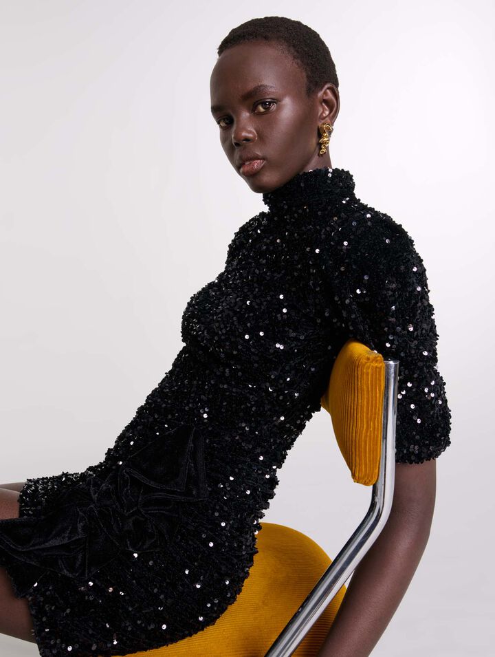 Vestido corto de terciopelo