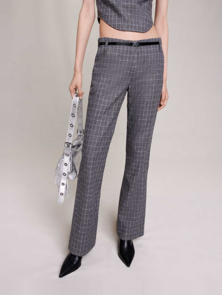 Pantalón acampanado