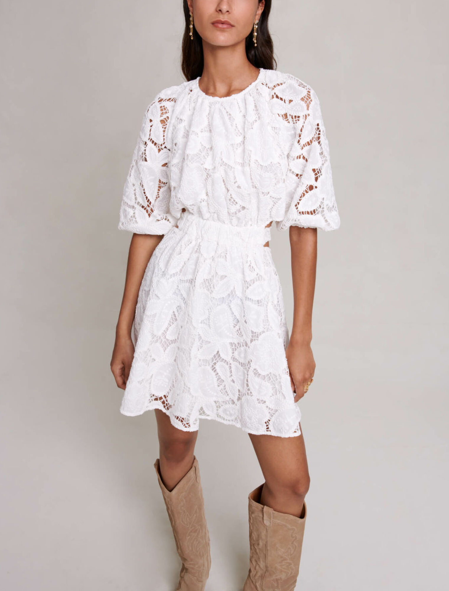 Vestido corto de algodón bordado