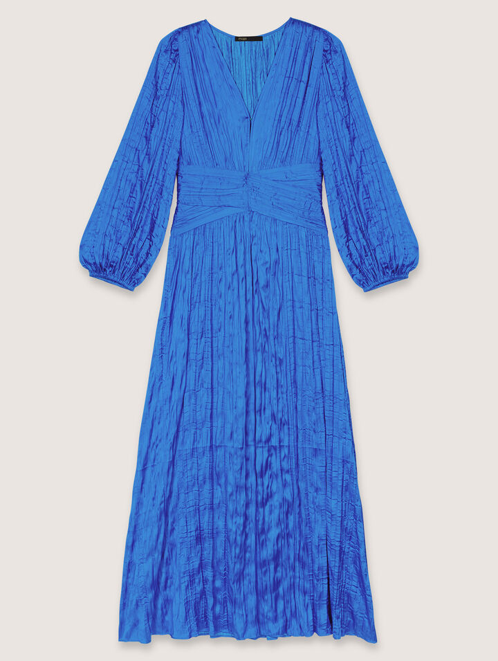 Vestido largo satinado y plisado