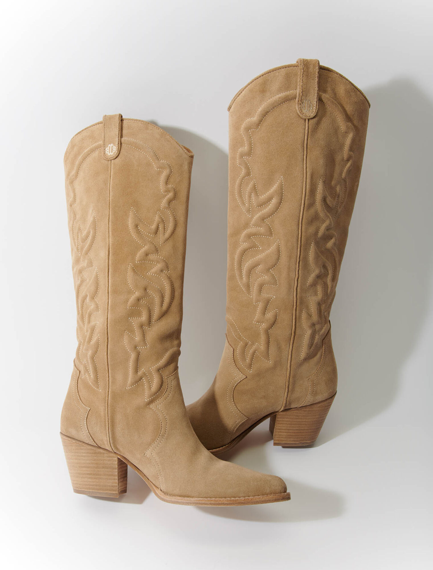 Bota cowboy beige en piel bordada
