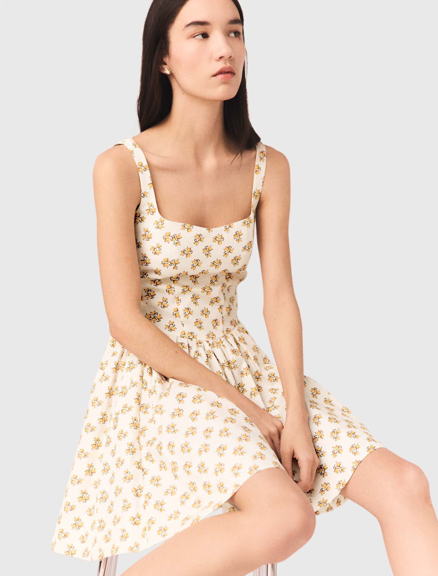 Vestido corto acampanado estampado