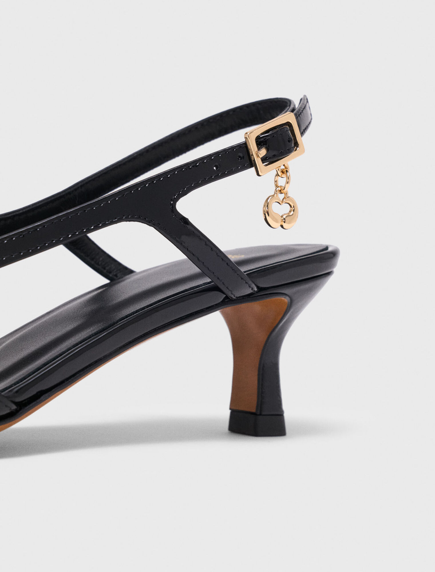 Slingbacks de piel y malla