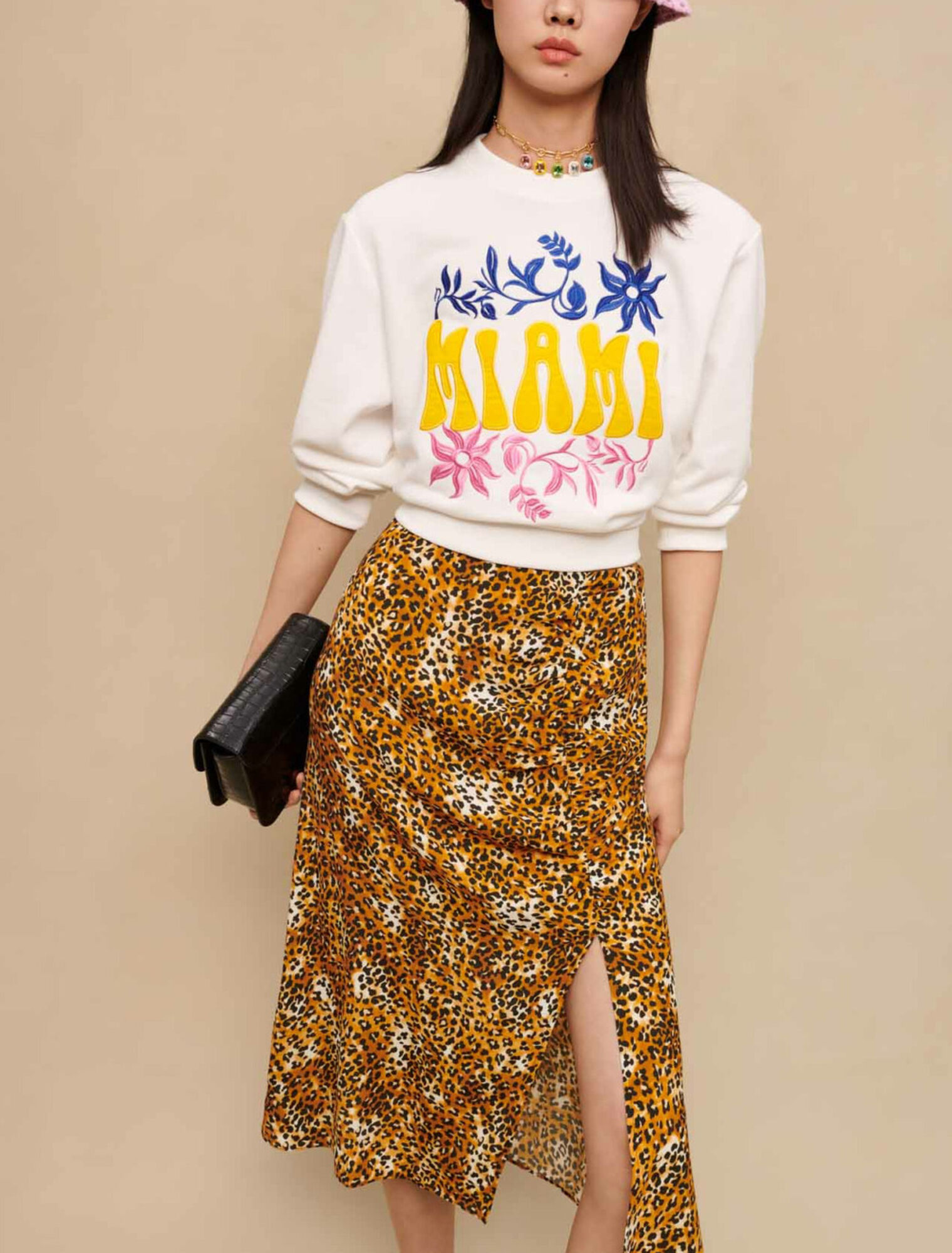 Falda midi con estampado de leopardo