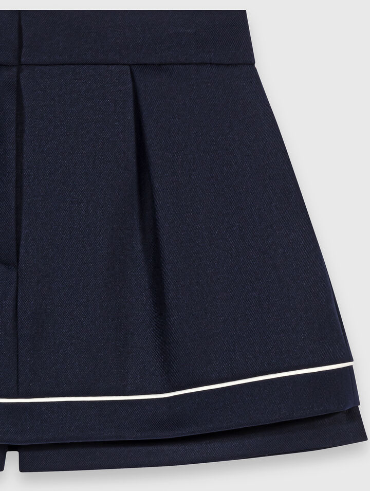 Pantal&oacute;n corto de traje trampantojo