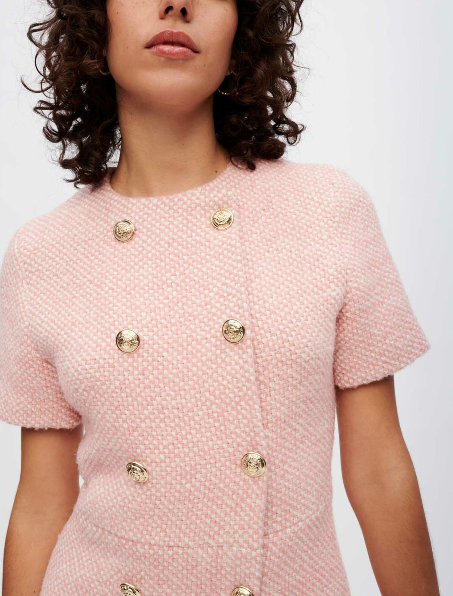 Vestido de tweed jaspeado rosa y crudo