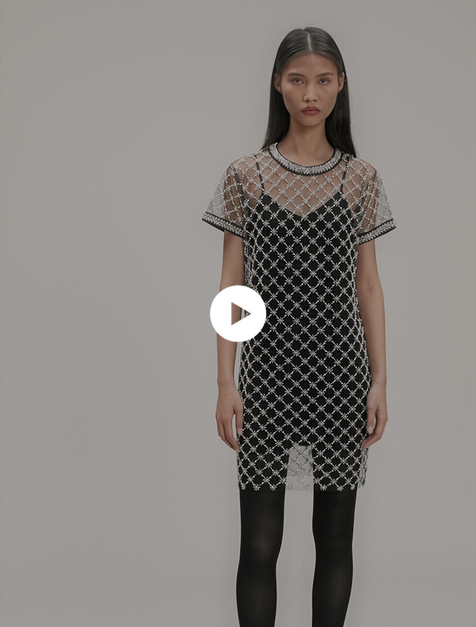 Vestido corto de tul bordado