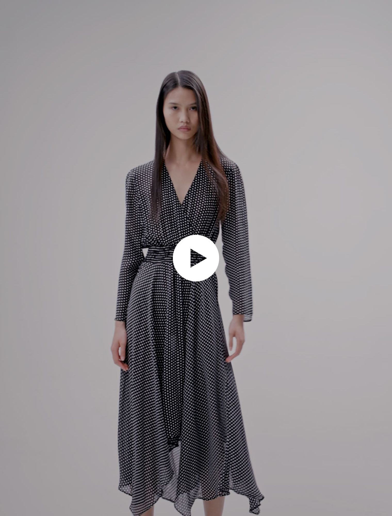 Vestido midi de lunares