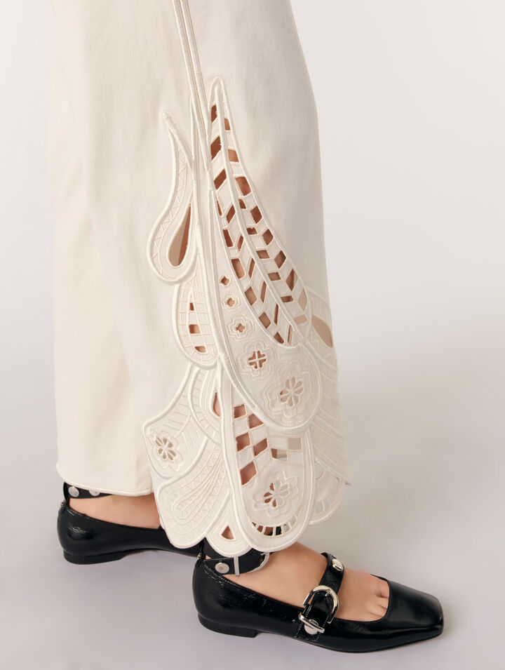 Pantalón bordado