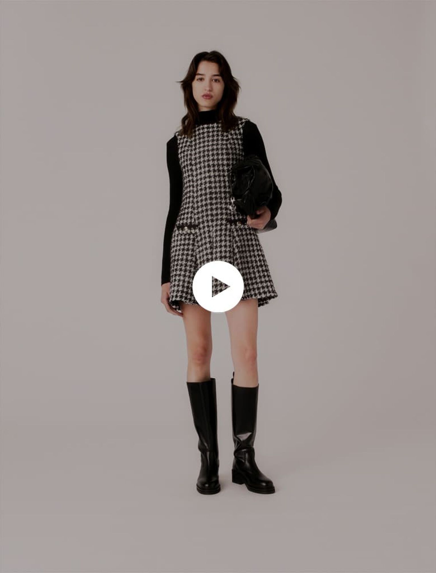 Vestido de tweed acampanado