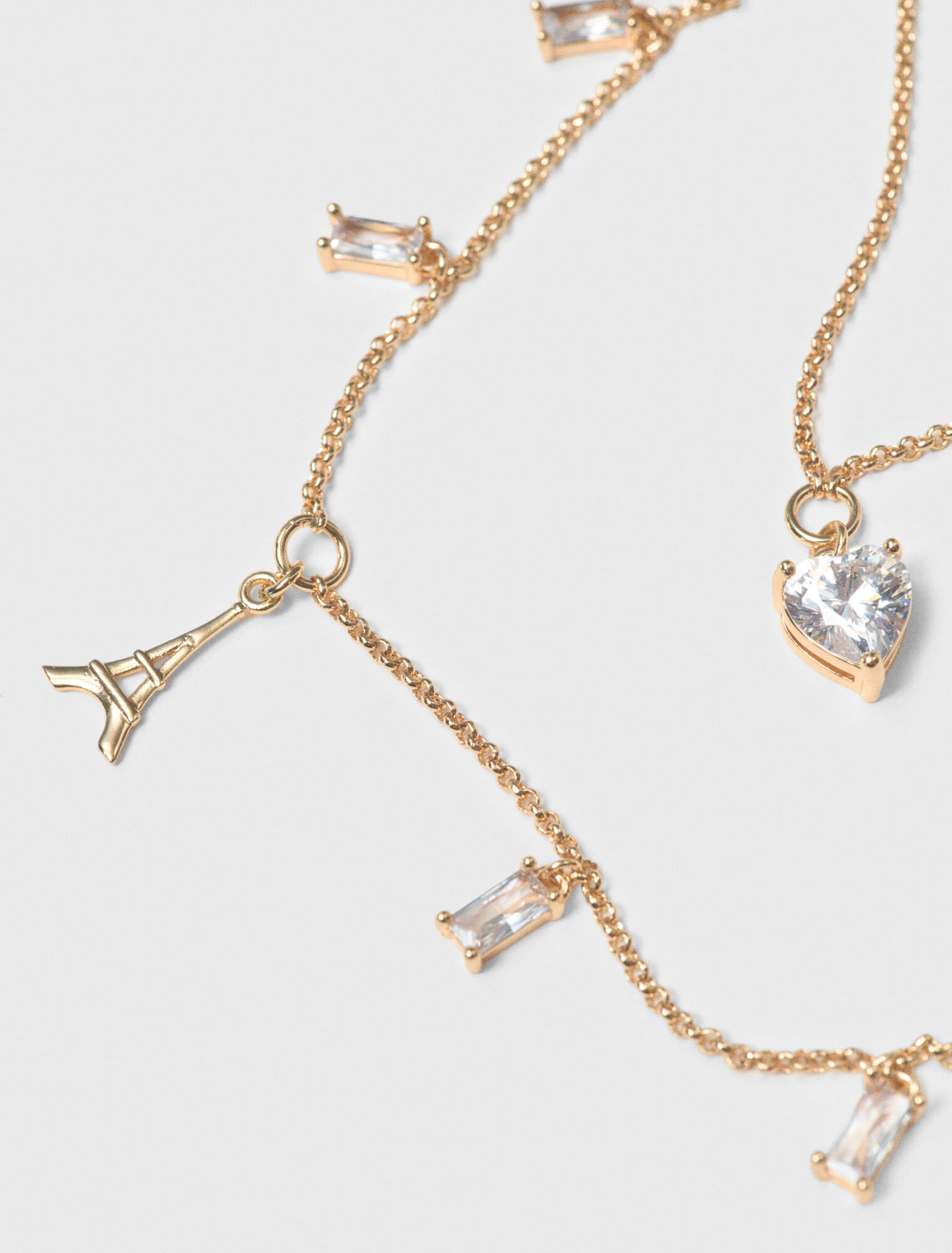 Collar doble con charms de strass