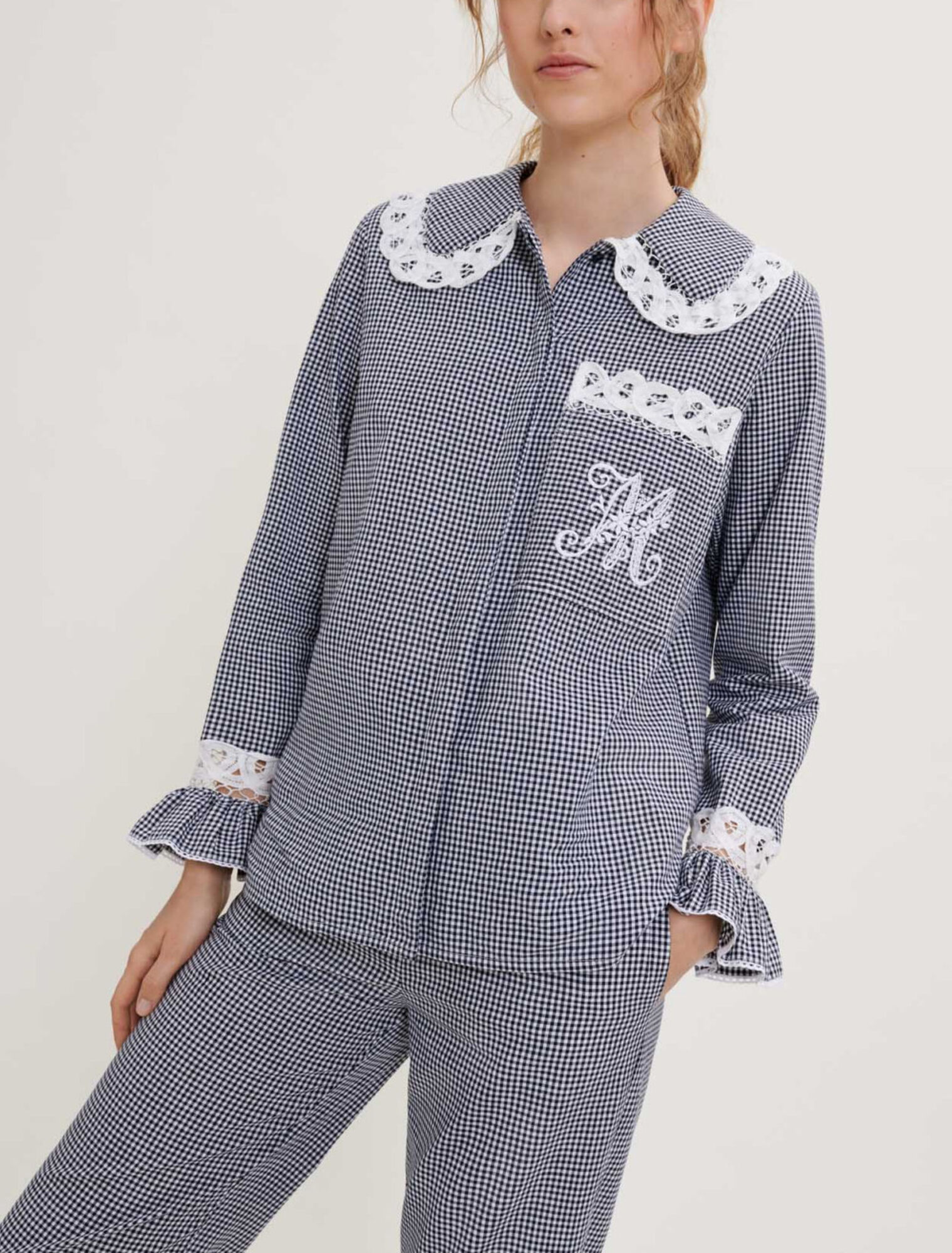 Camisa de guinga y encaje