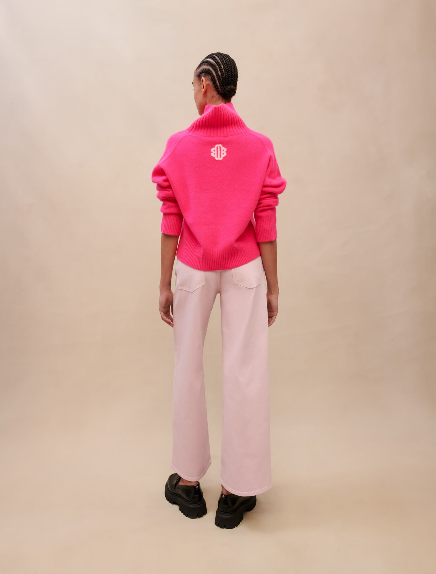 Jersey de cachemira con cuello alto