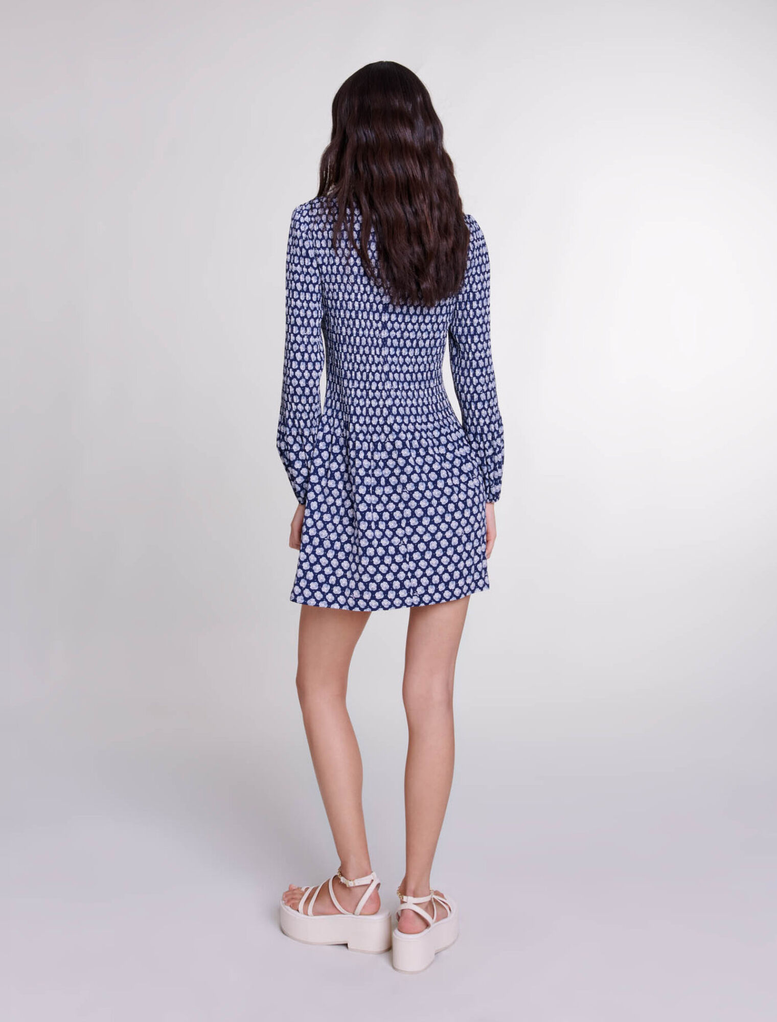 Vestido corto de flores