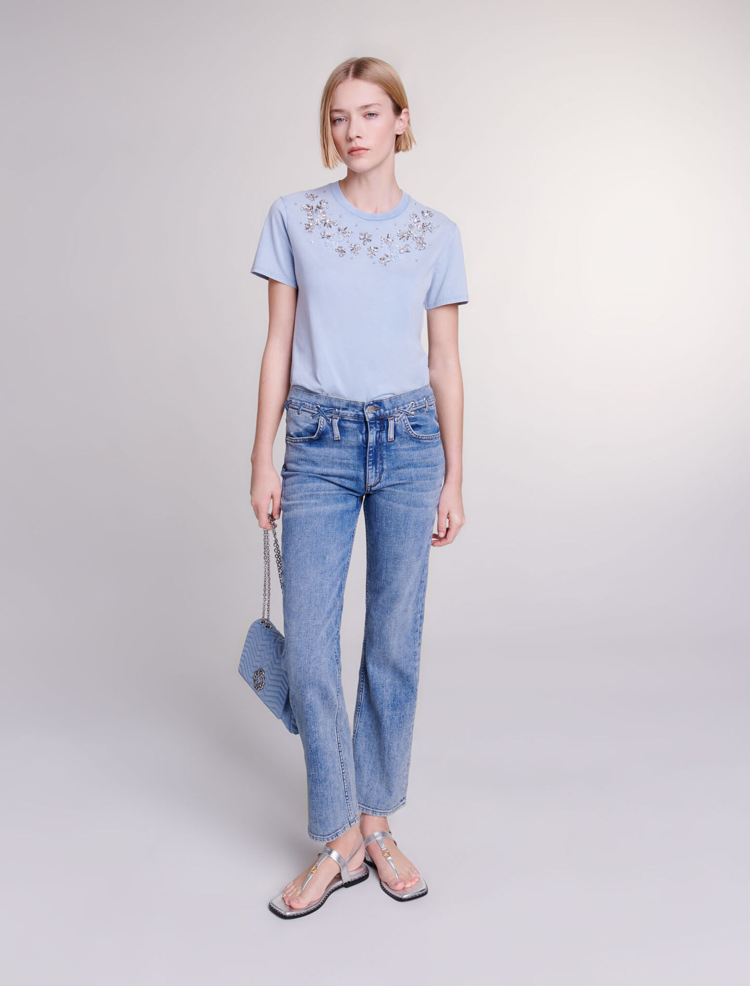Camiseta decorada con brillantes