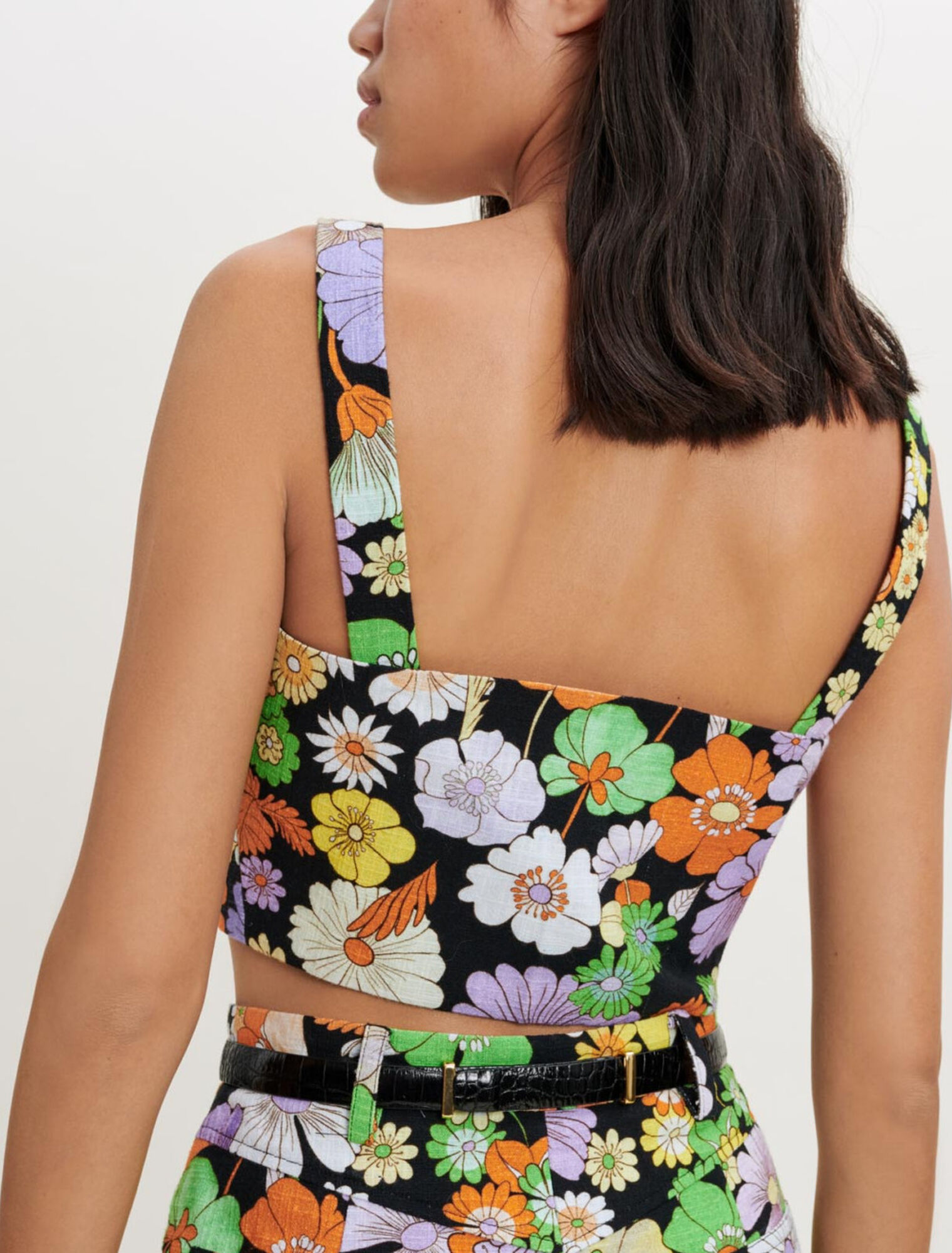 Top con estampado floral años 70