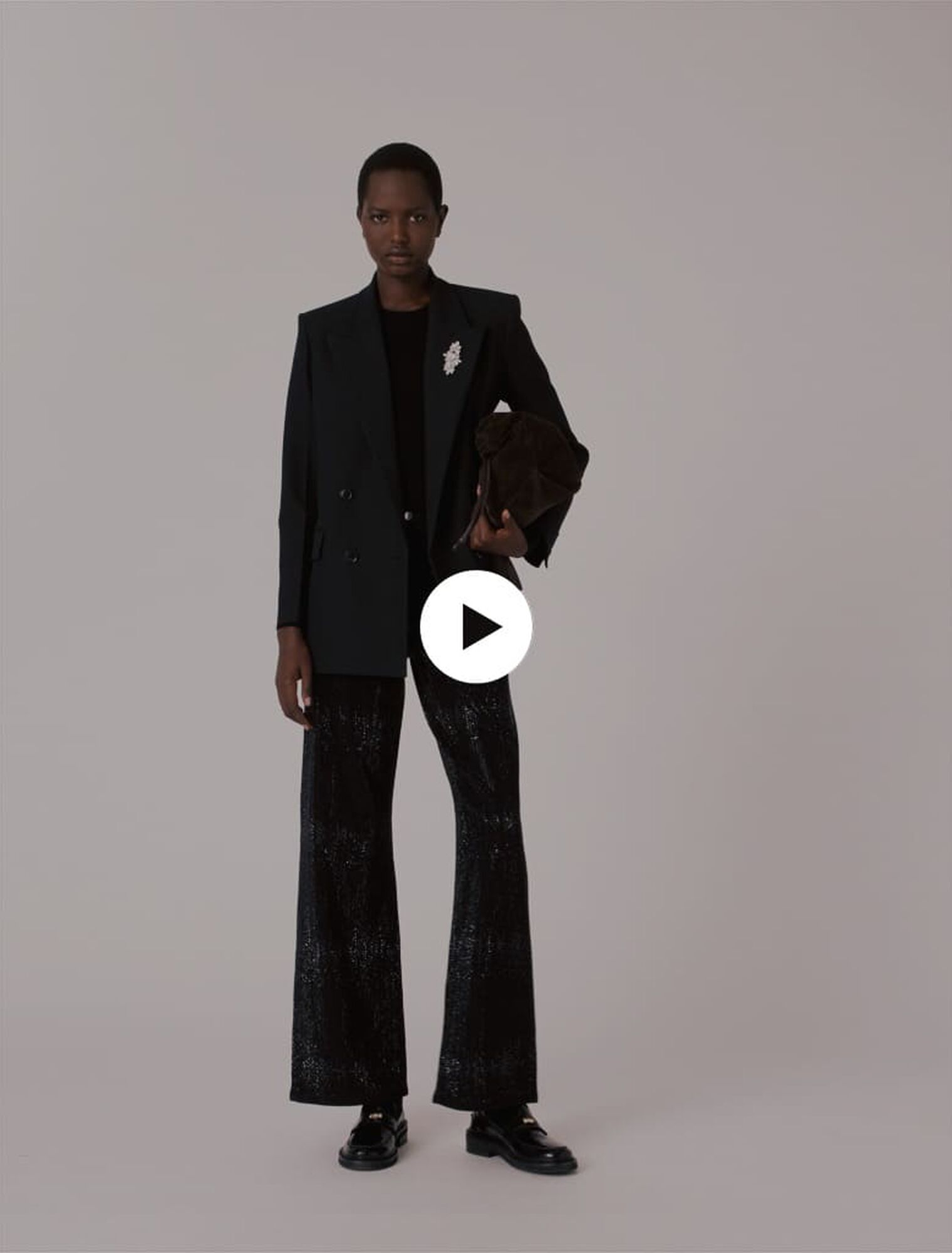 Vaquero ancho con strass