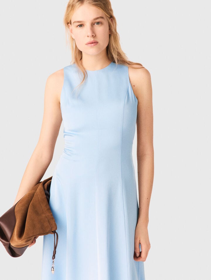 Vestido largo con espalda abierta