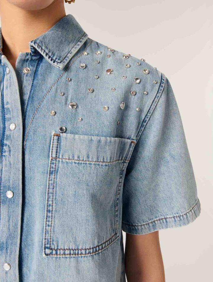 Camisa vaquera con tachuelas