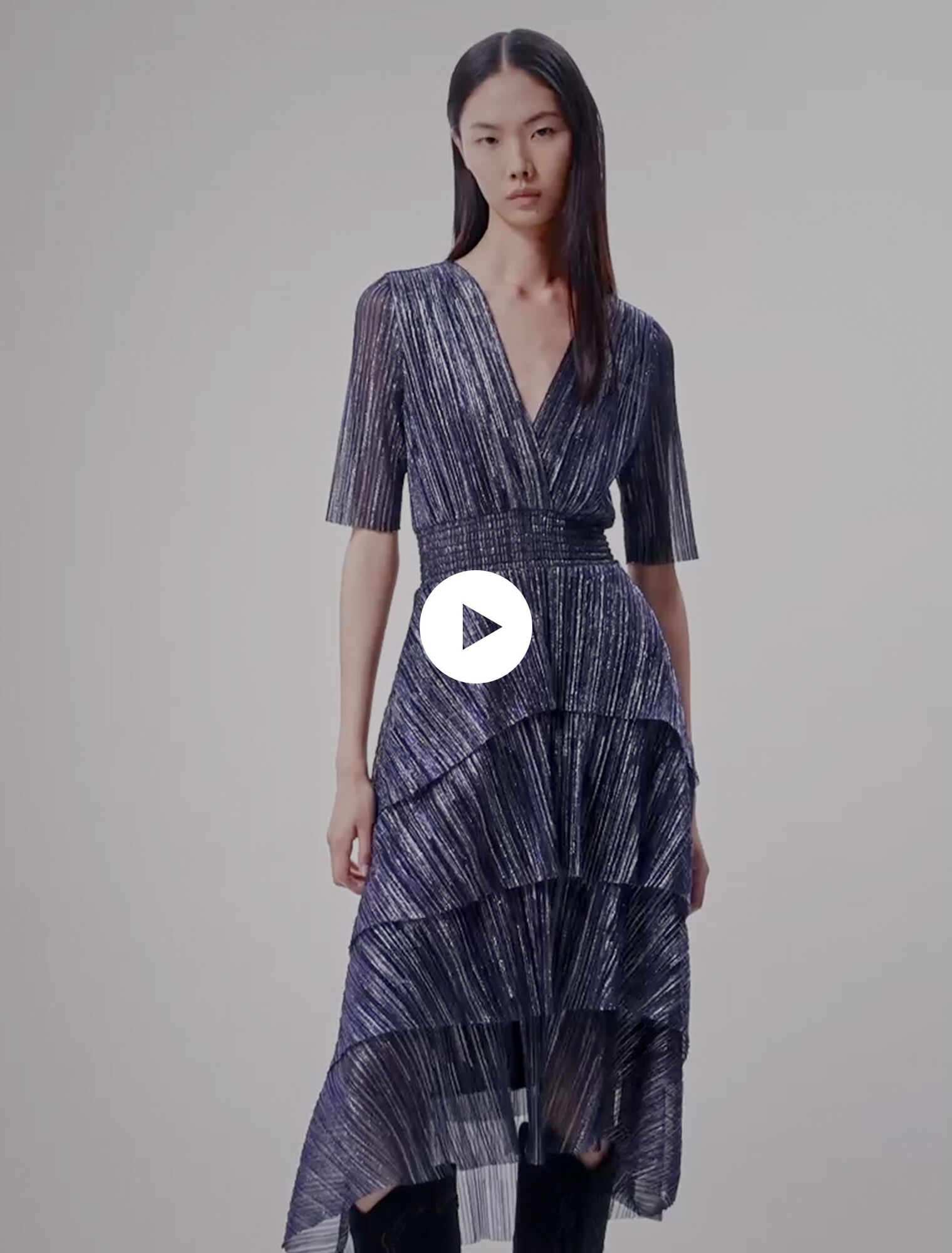 Vestido con volantes totalmente de lamé