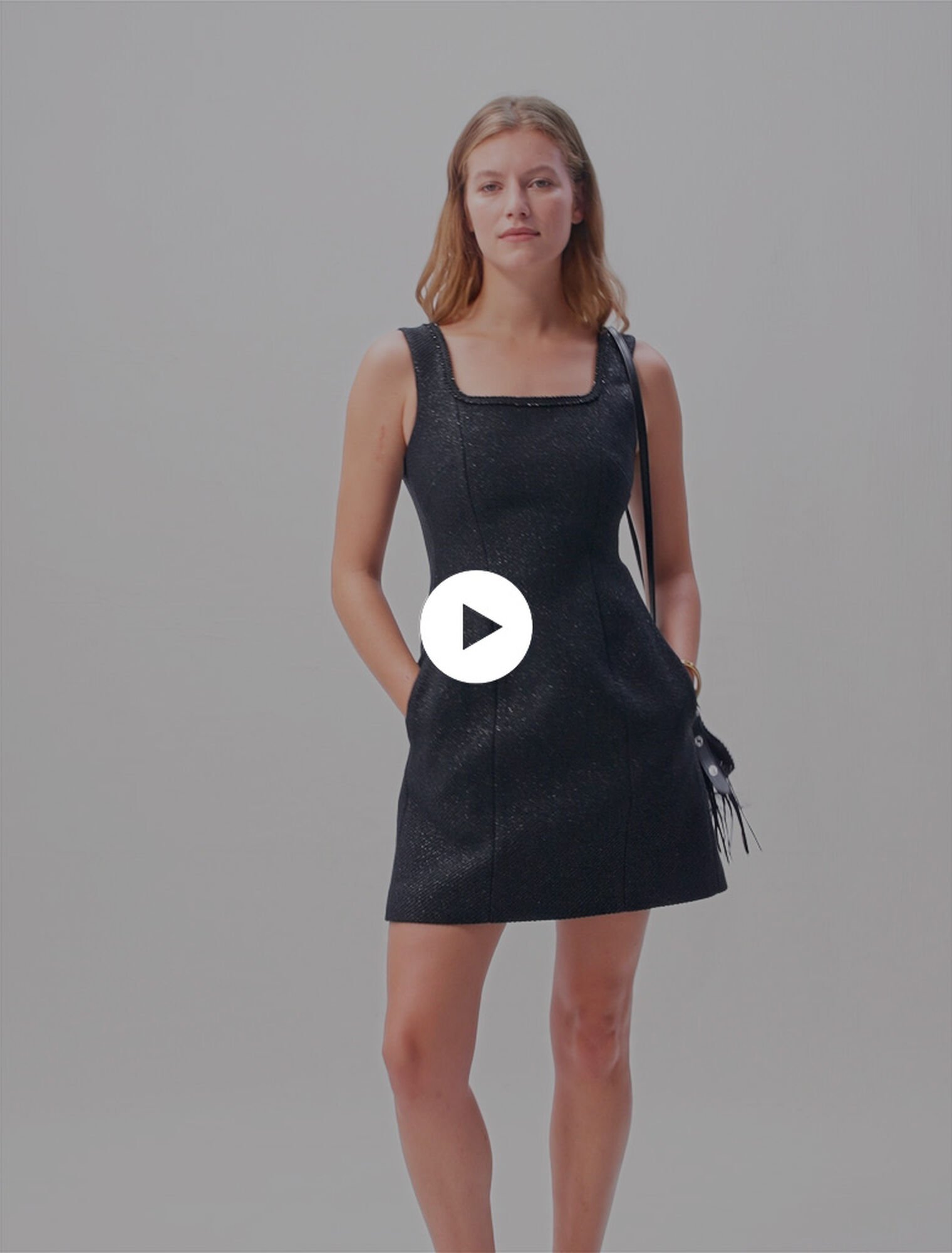 Vestido corto con strass