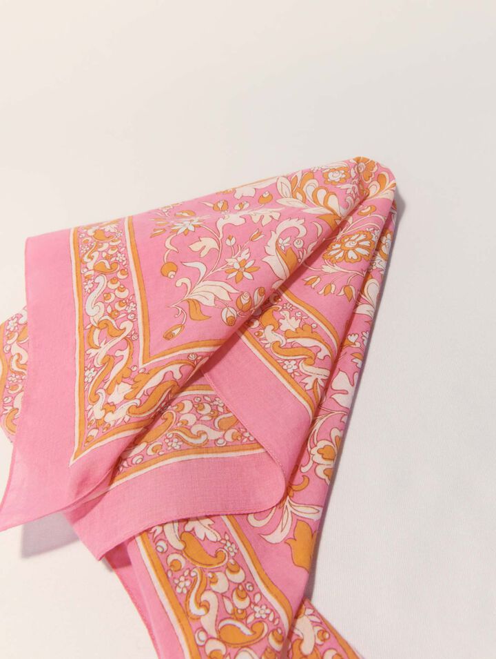 Pañuelo estampado de flores 65 x 65