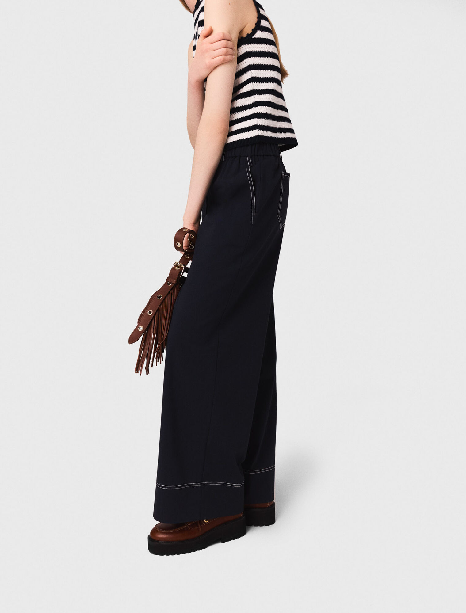 Pantalón algodón con cinturón cuero