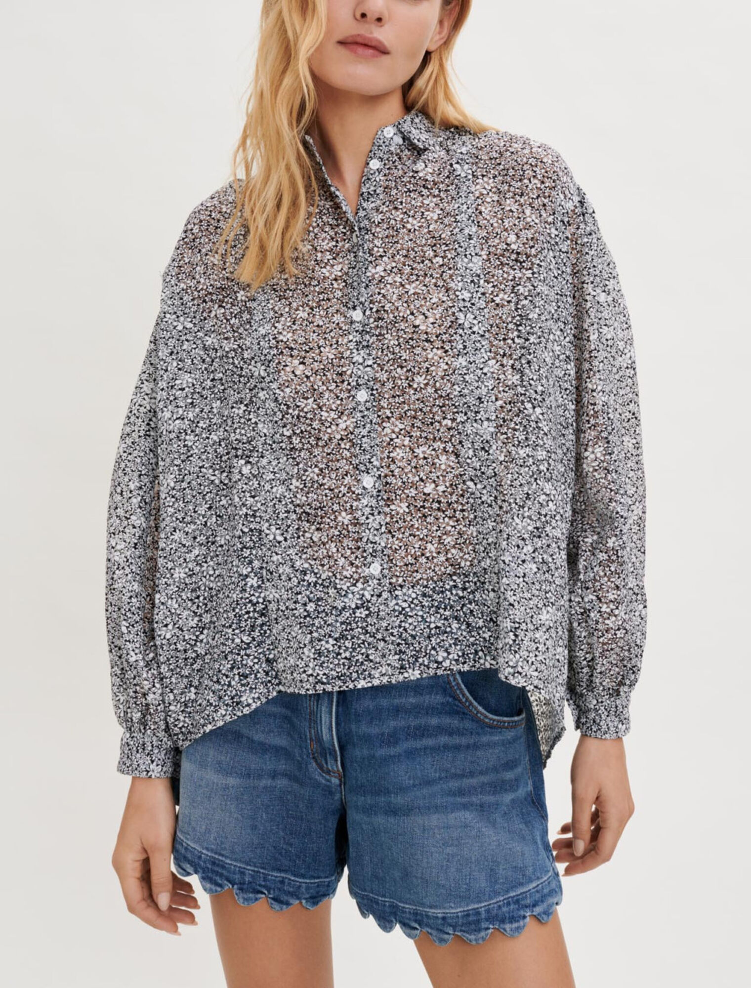 Camisa inclinada en jacquard estampado