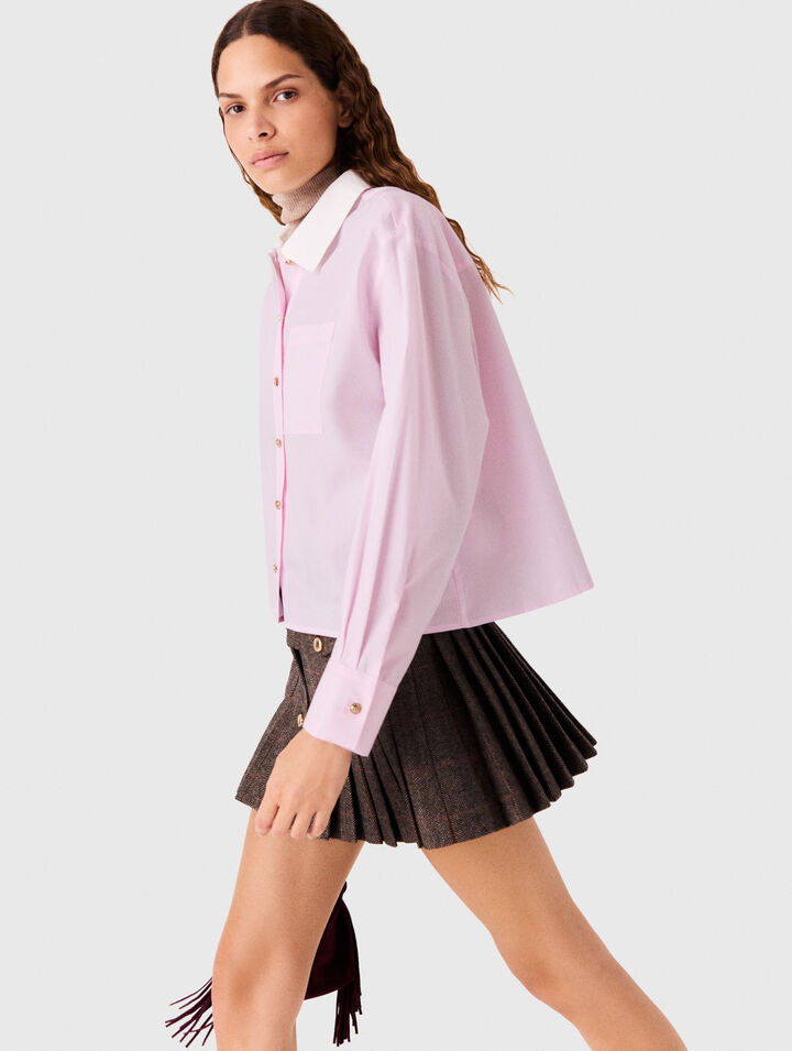 Camisa corta y cuello en contraste