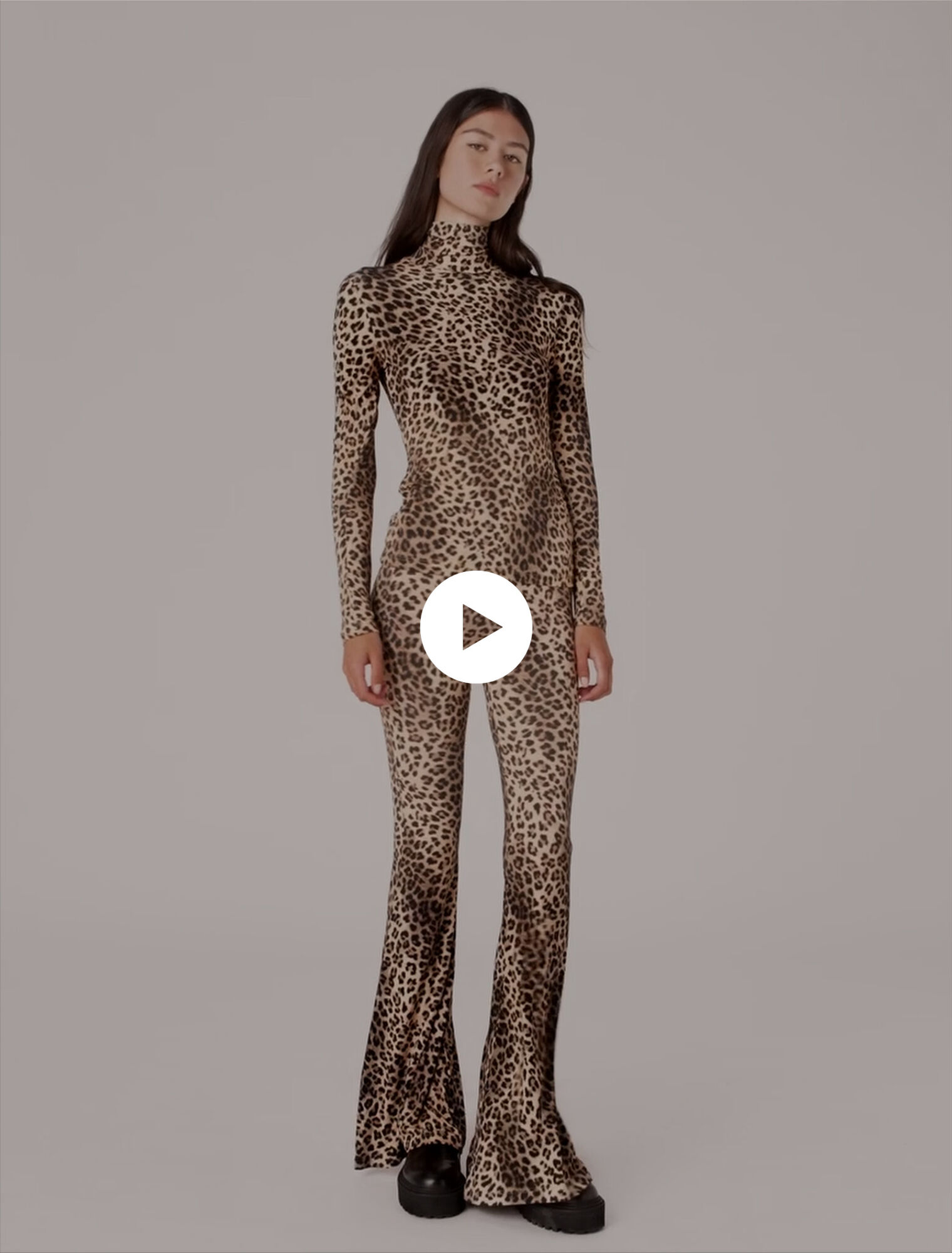 Legging acampanado de leopardo