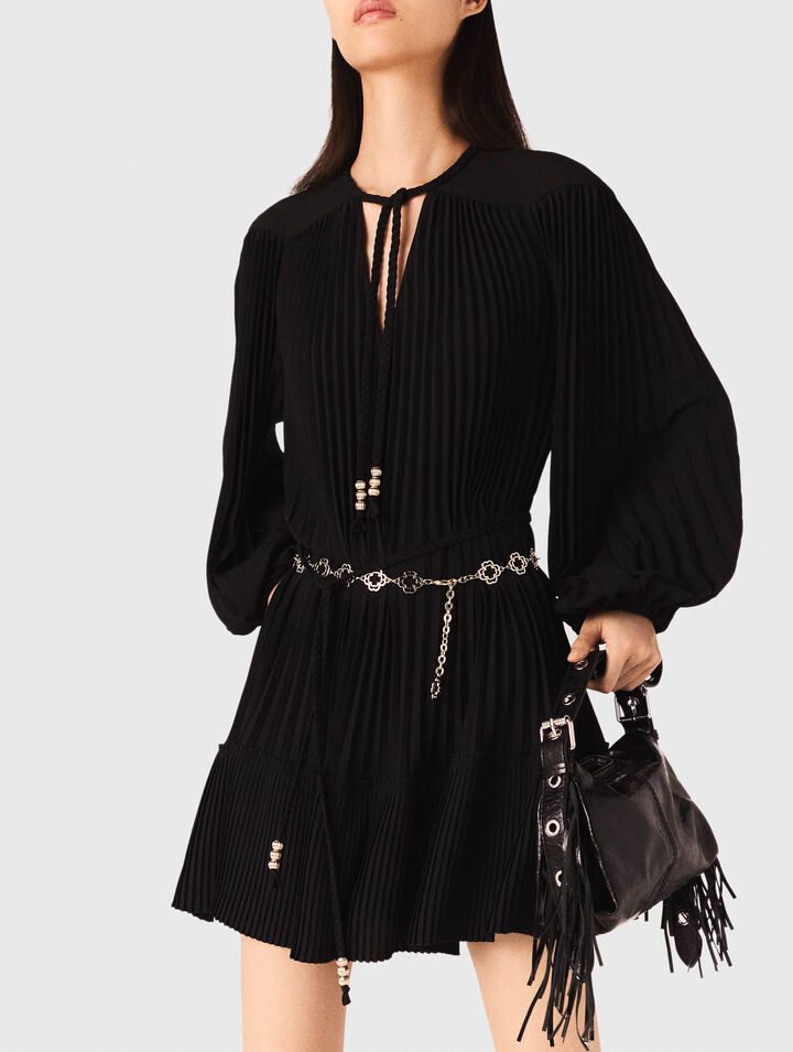 Vestido corto plisado