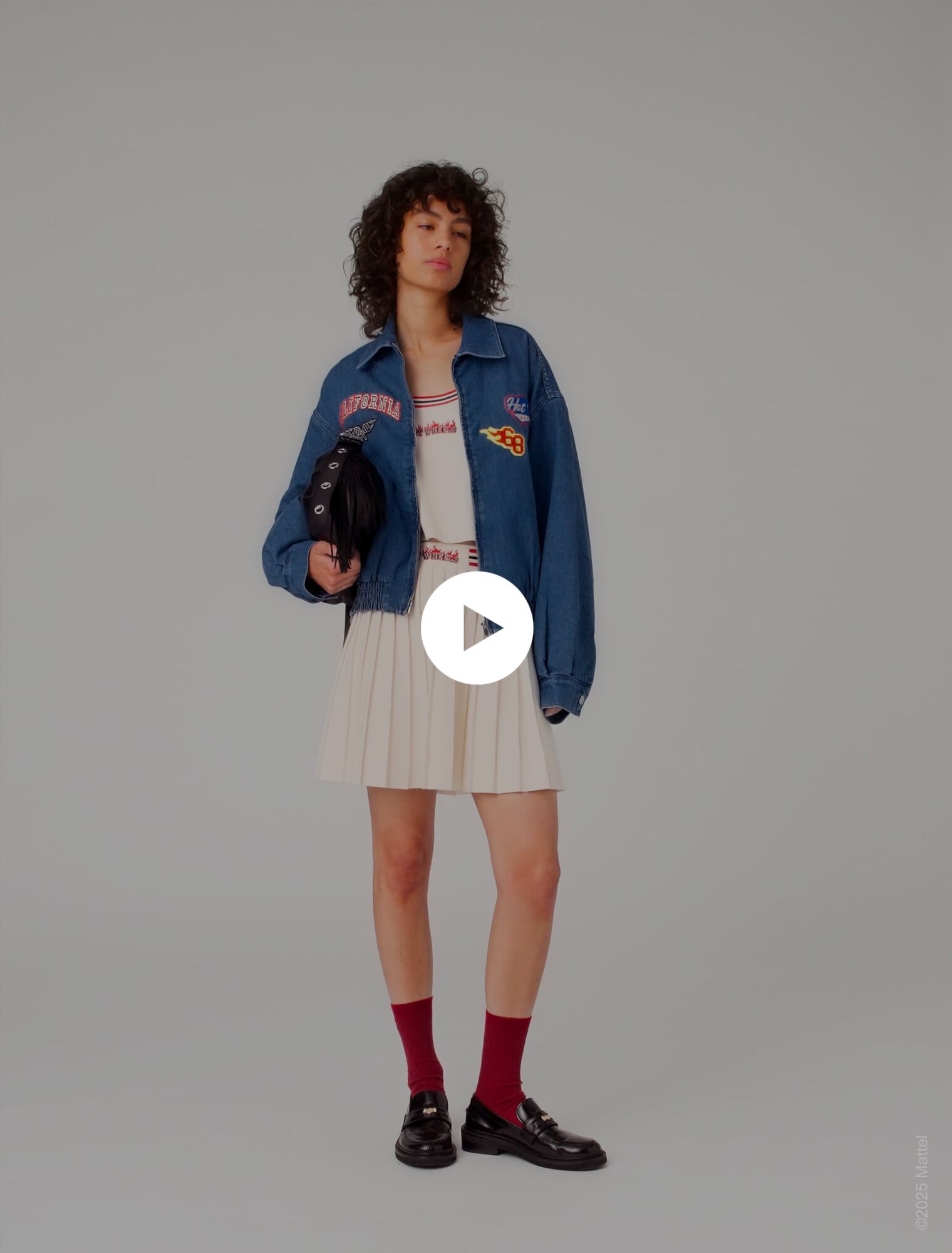 Chaqueta vaquera oversize bordada