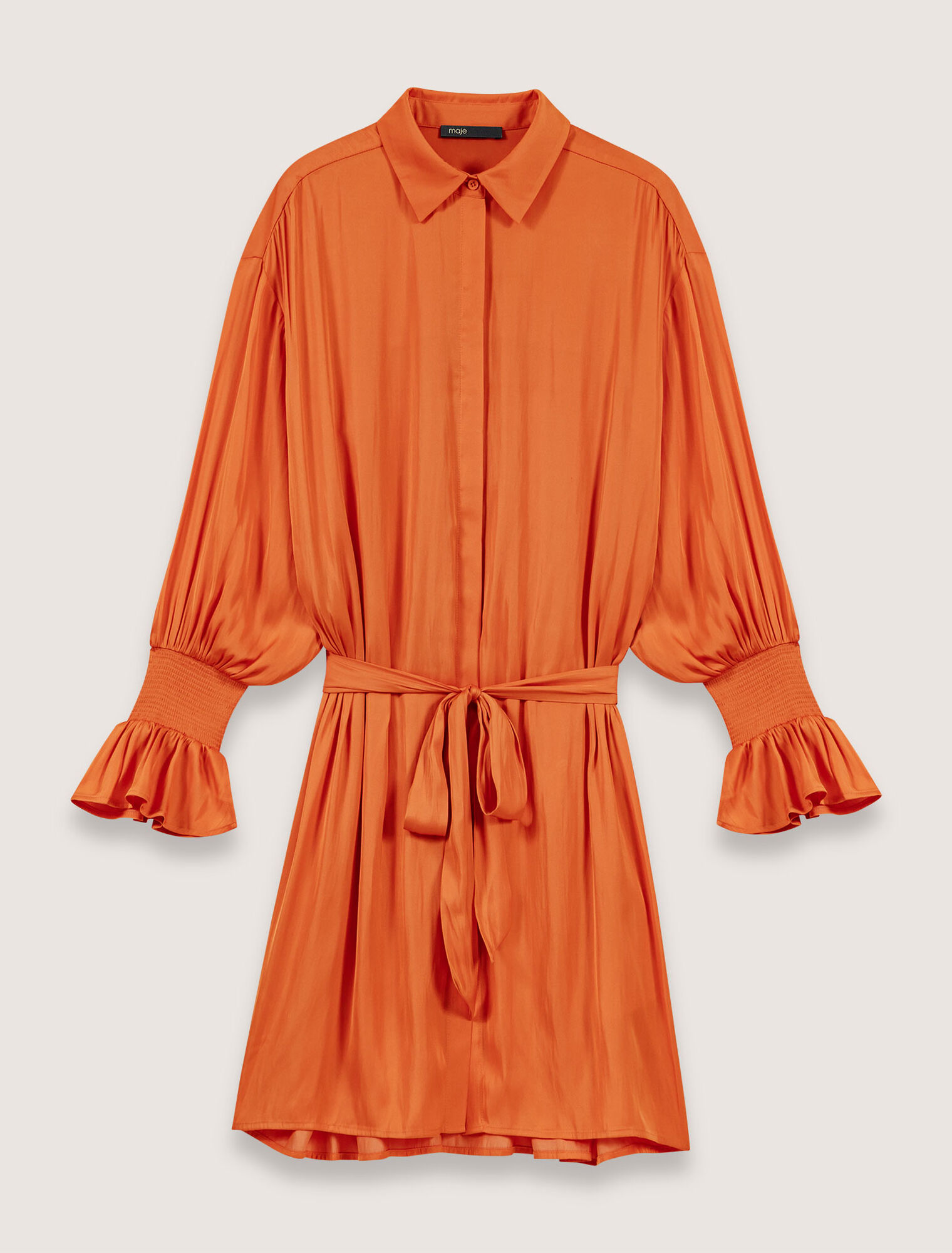 Vestido corto satinado