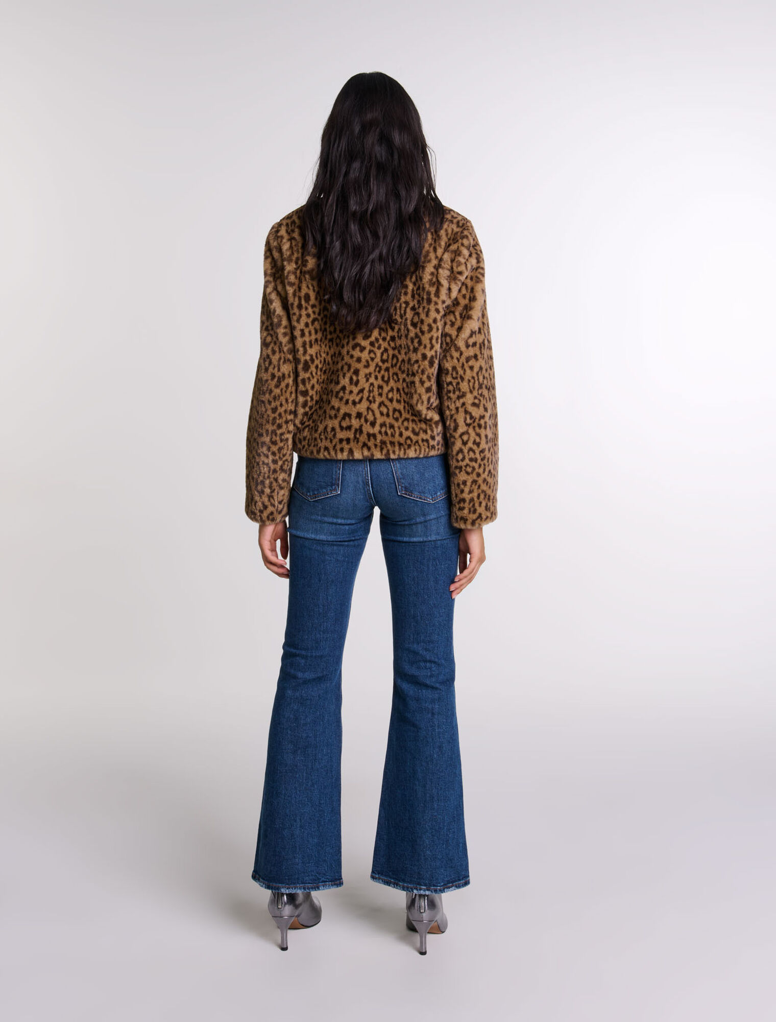 Chaqueta corta de piel sintética