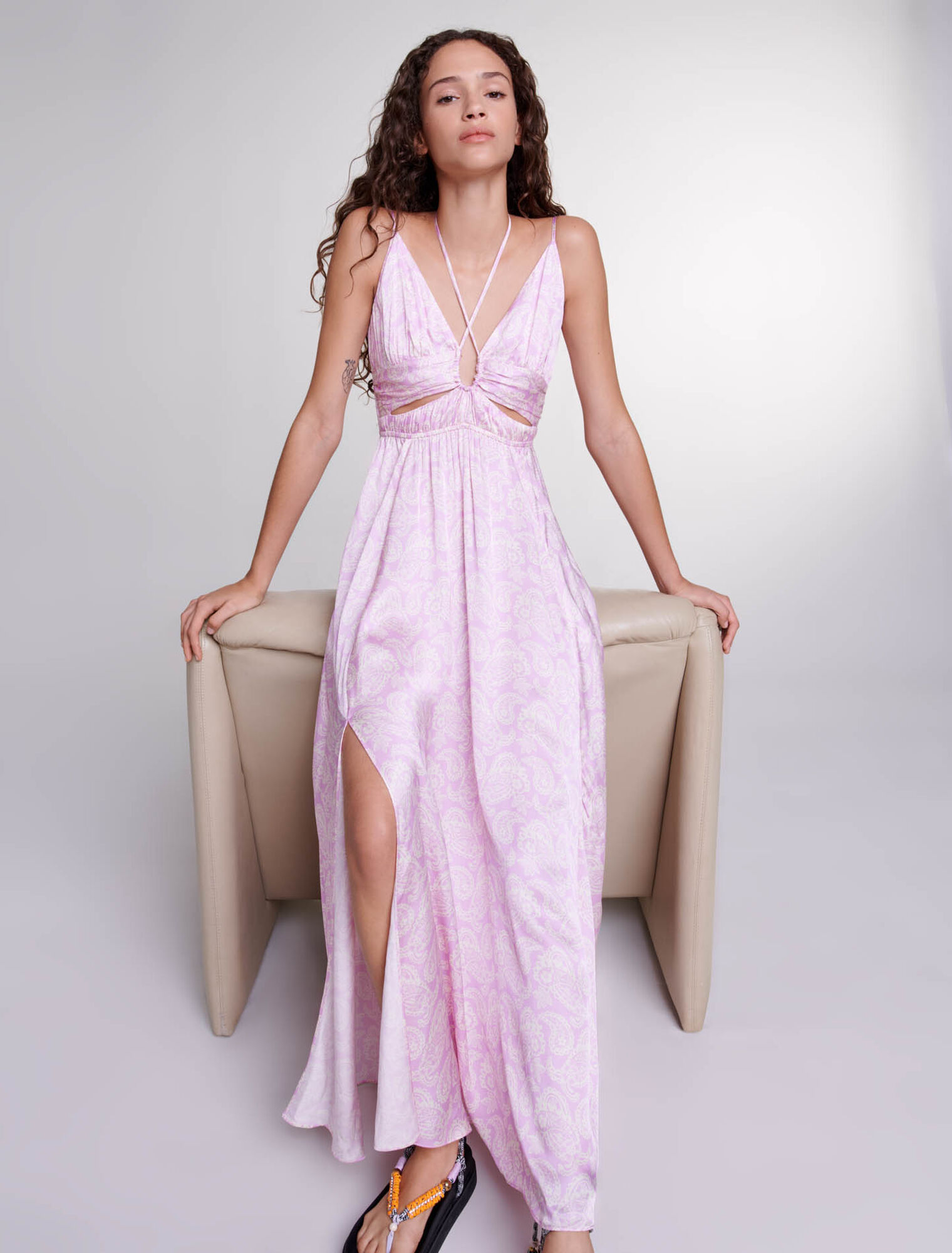 Vestido largo con estampado calado