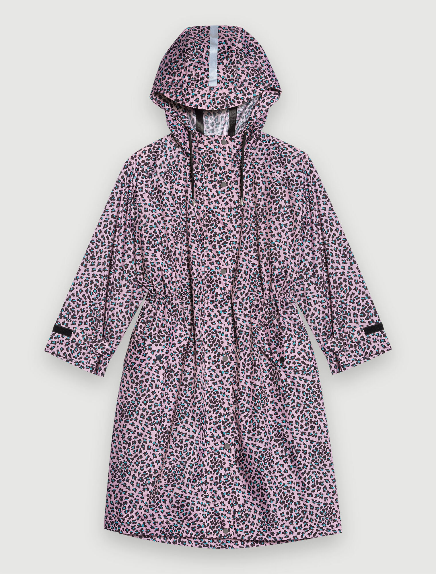 Abrigo hidrófugo con estampado leopardo
