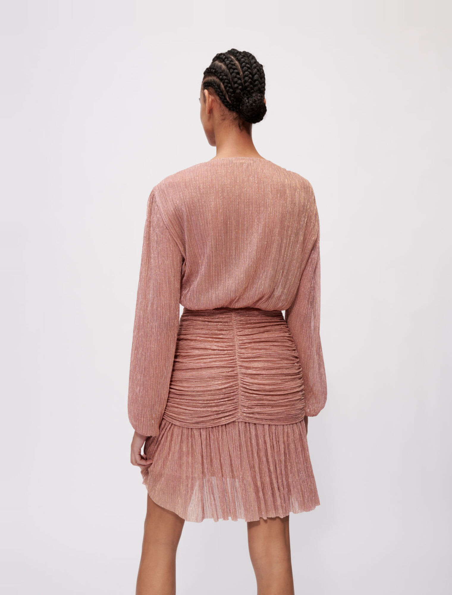 Vestido de lamé fruncido