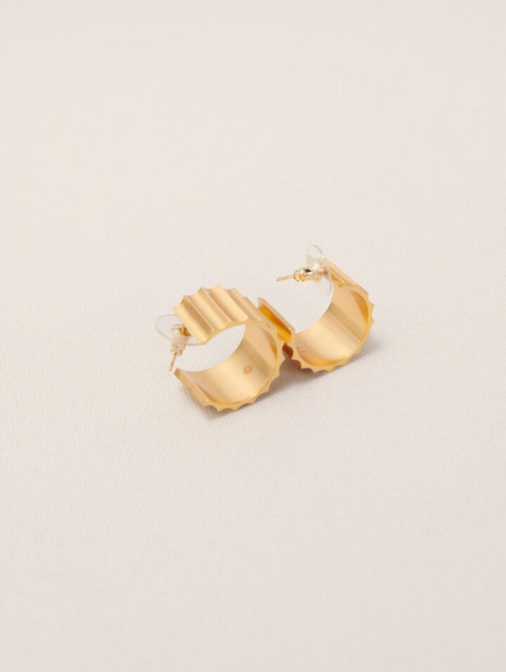 Pendientes de aro mini de metal c&oacute;nico