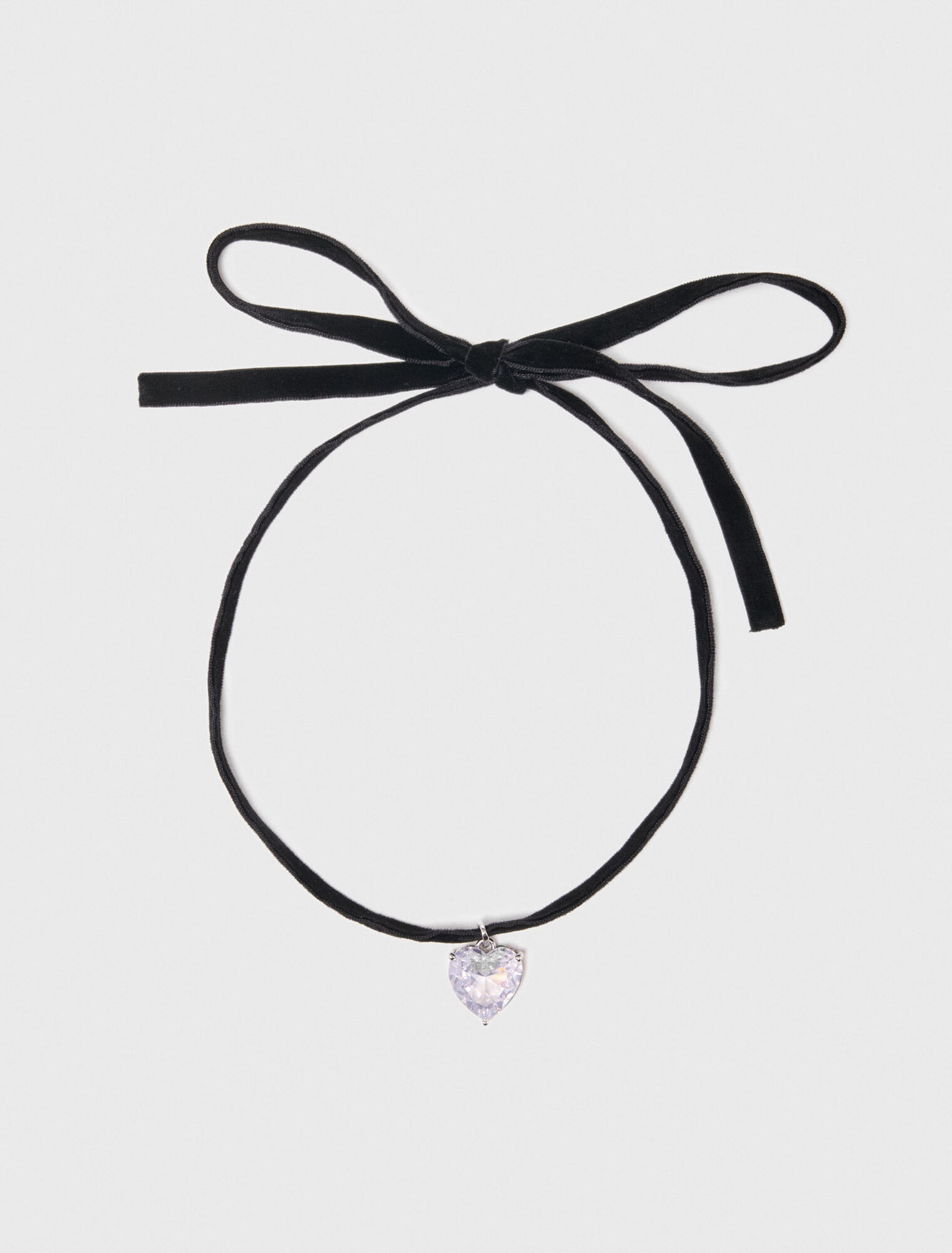 Collar corazón con cordón de terciopelo