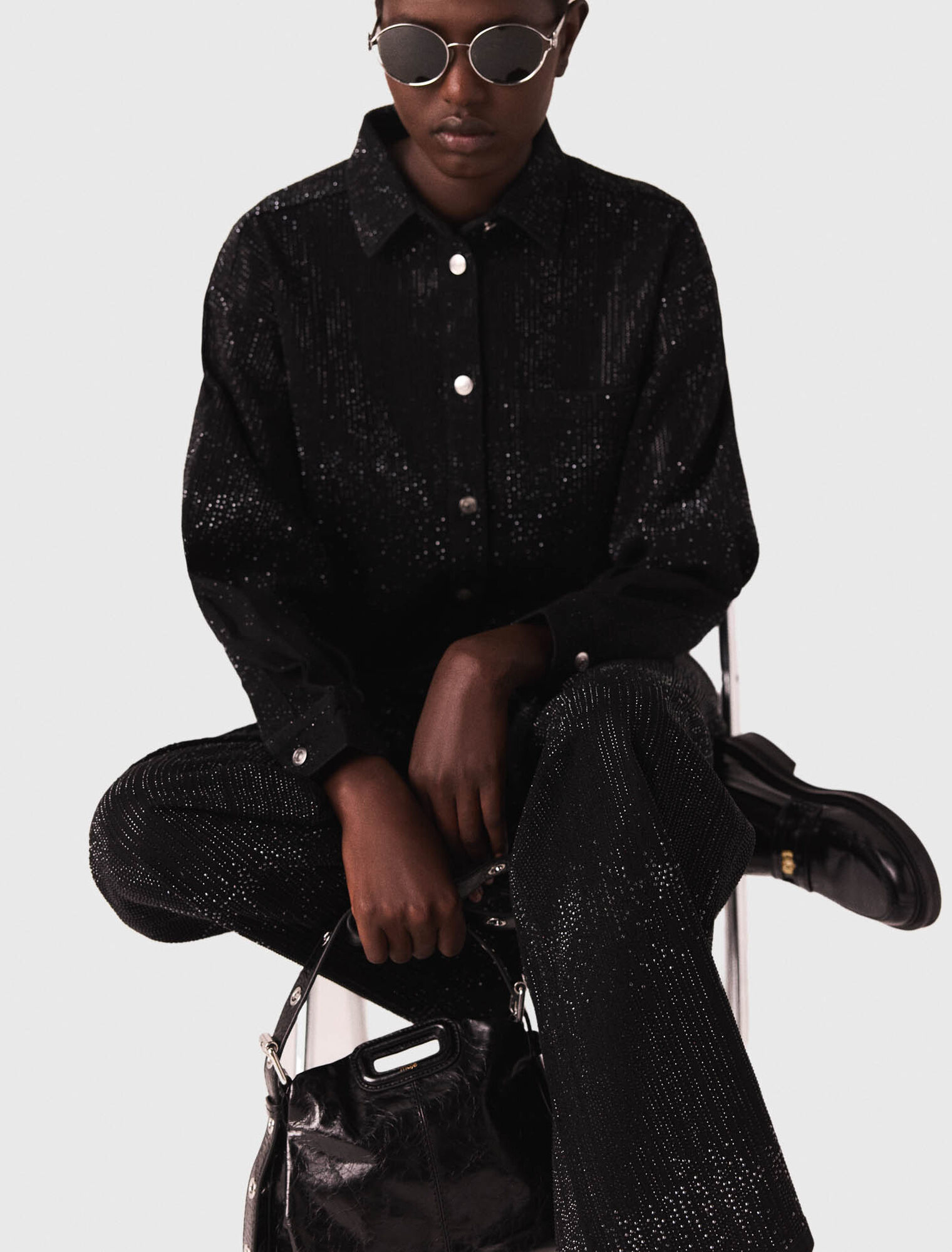 Camisa vaquera con pedrería