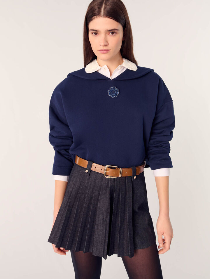 Sudadera corta con bordado