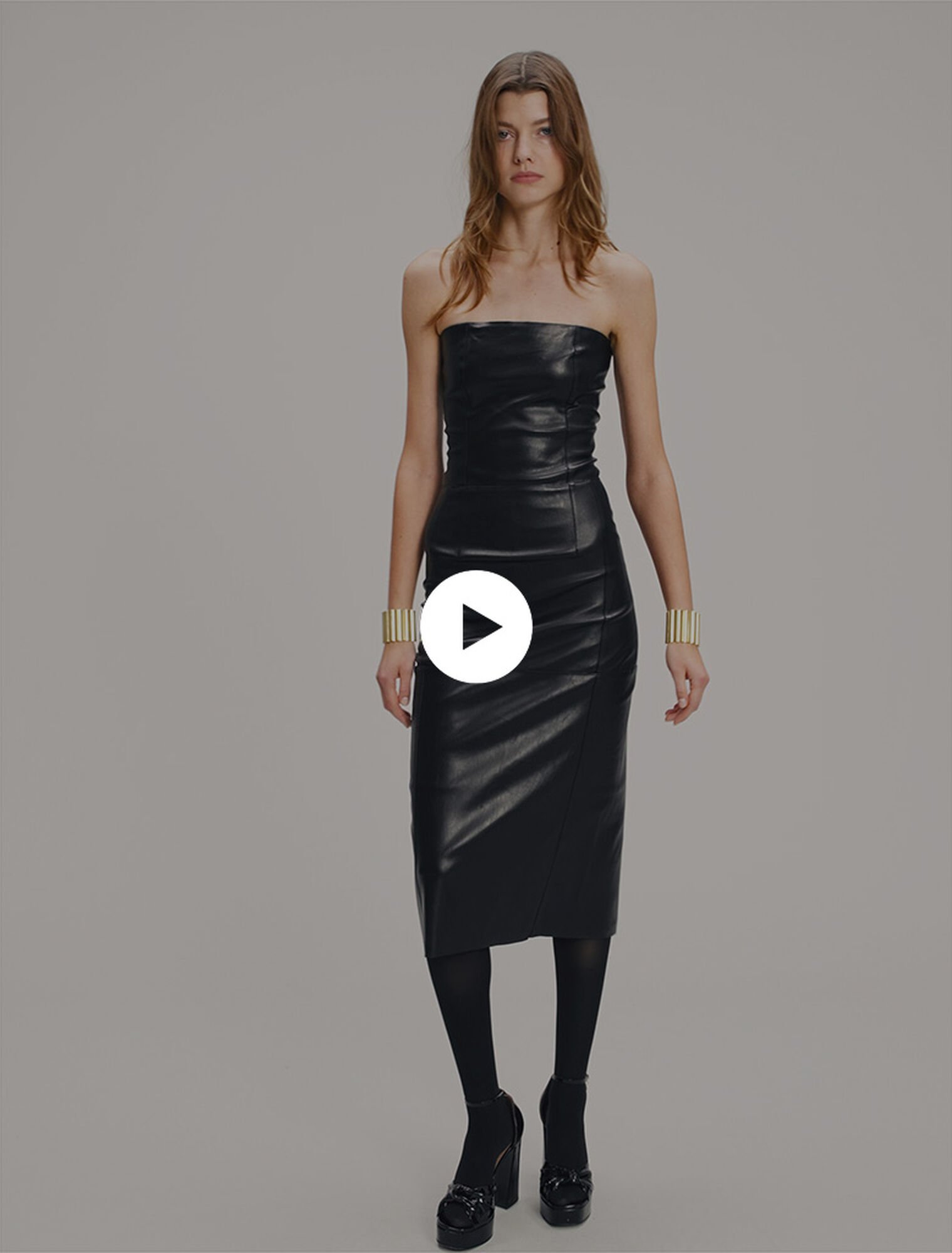 Vestido con corpiño de piel elástica