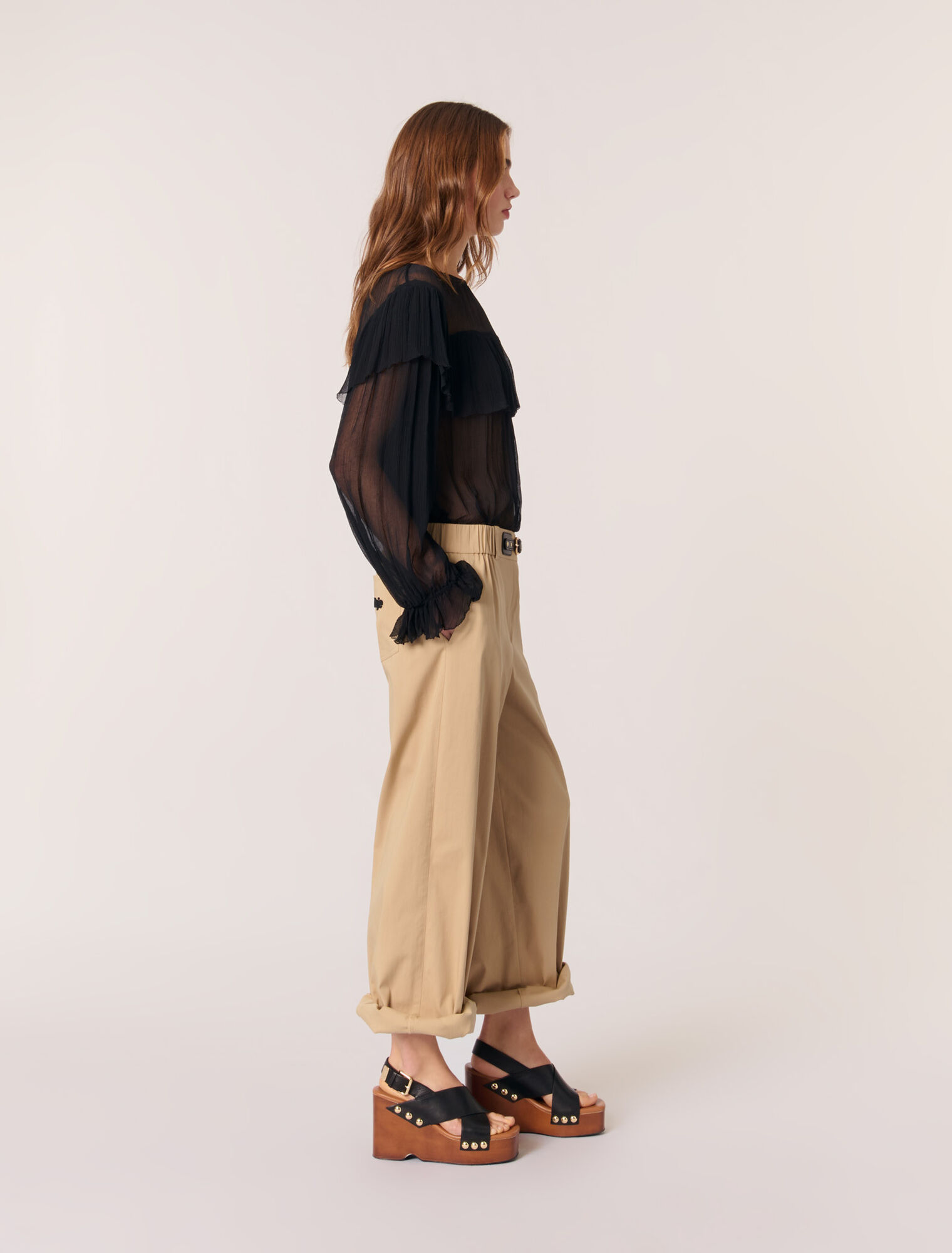 Top de muselina con volantes