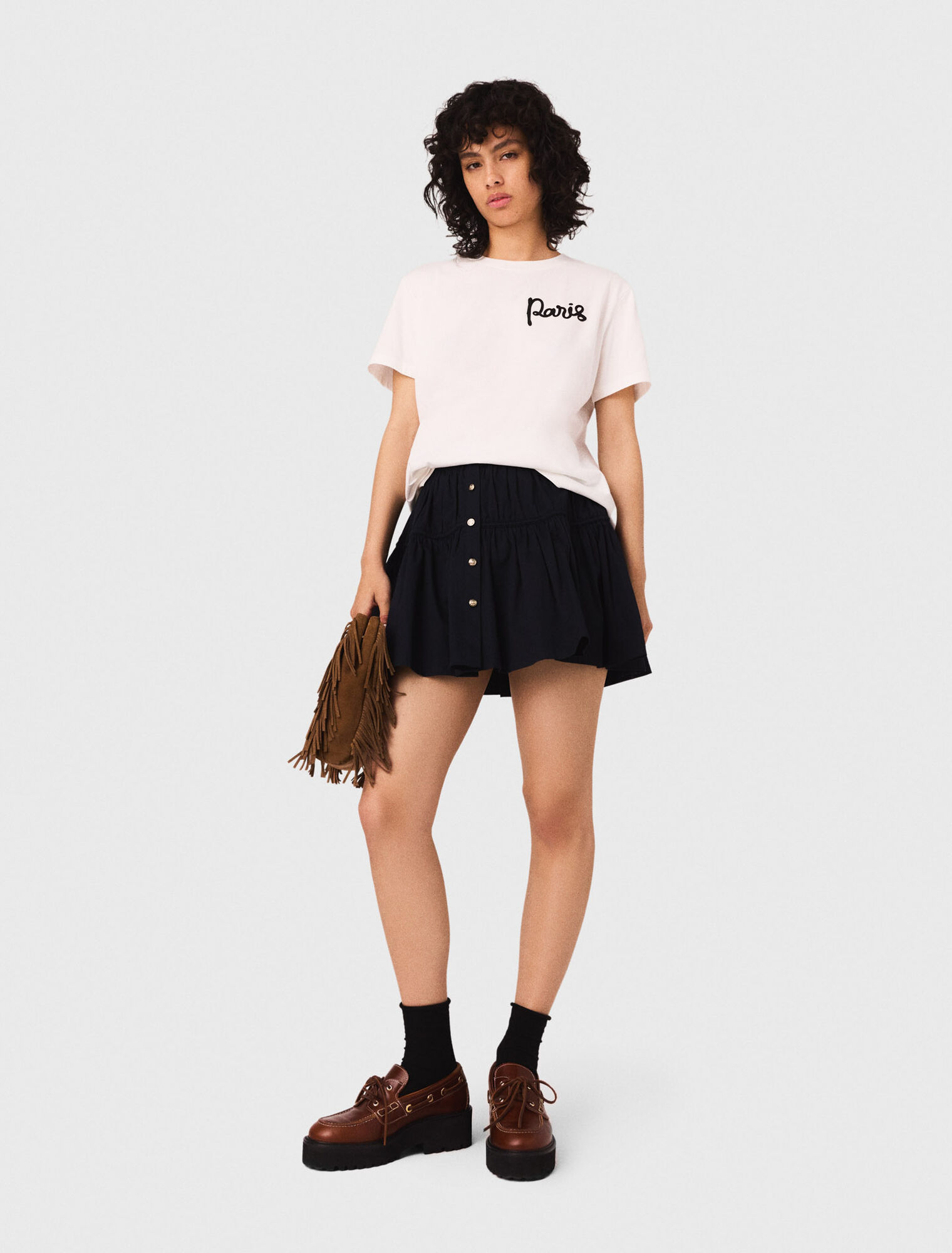 Camiseta con logo Paris bordado