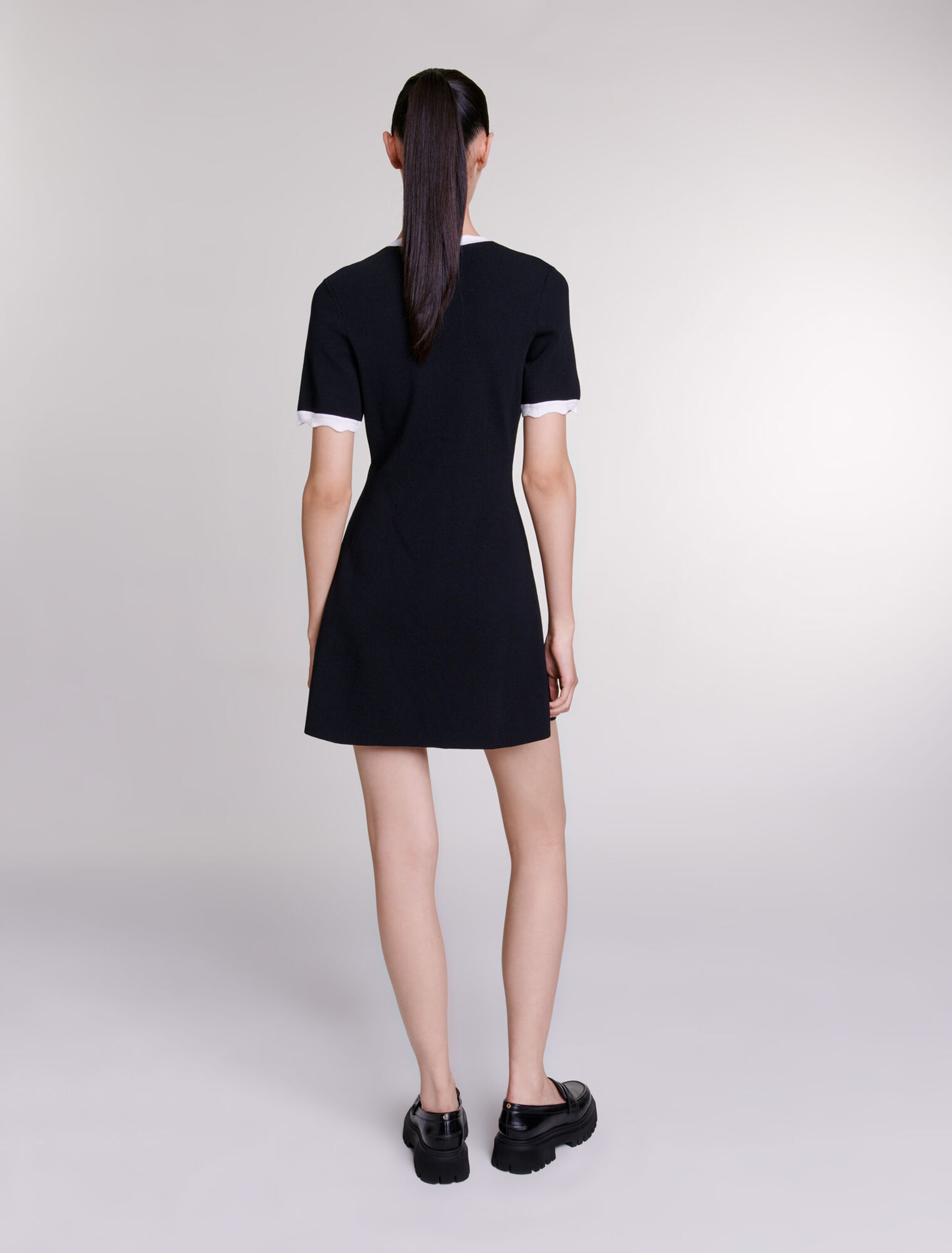 Vestido corto de punto