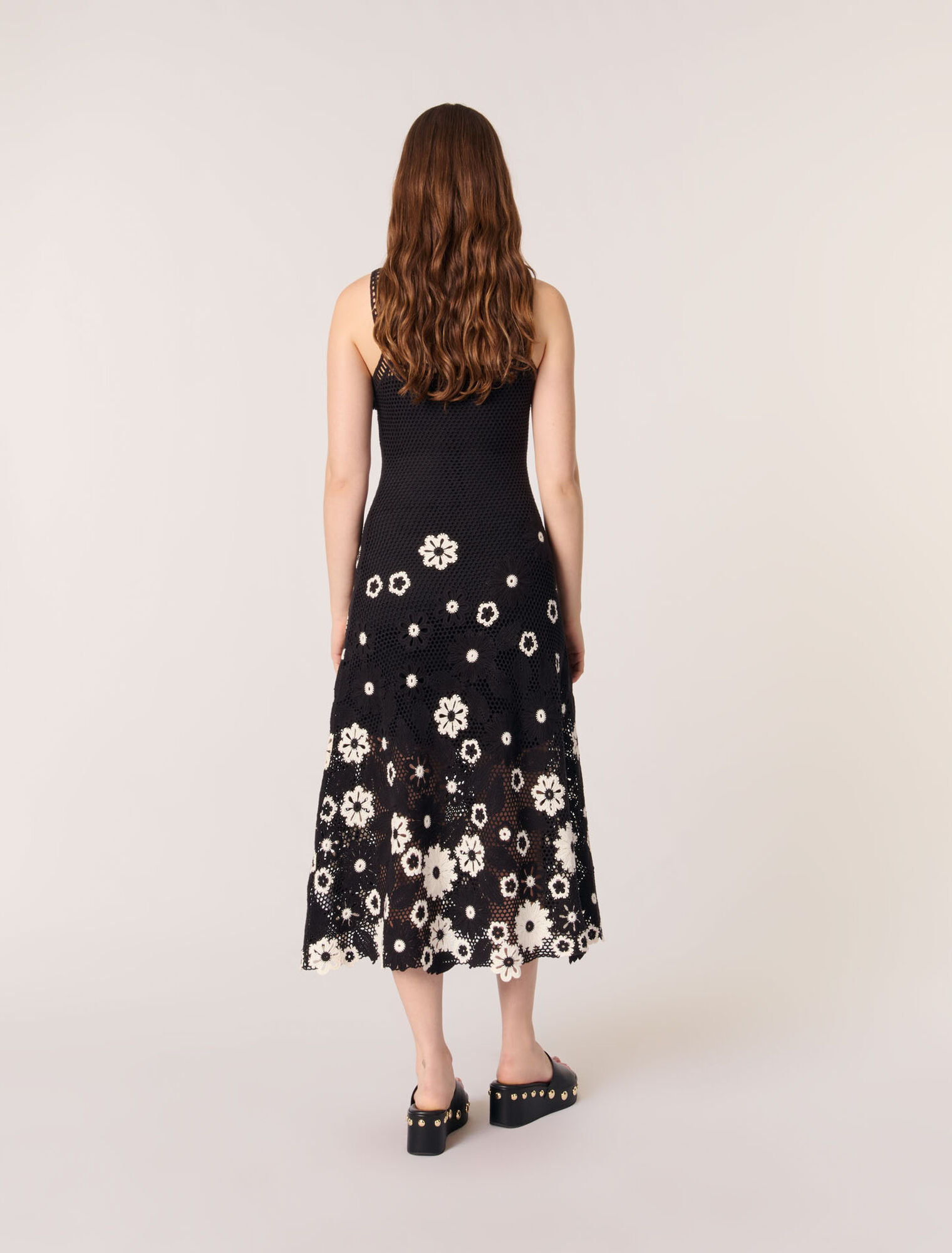 Vestido largo de ganchillo floral